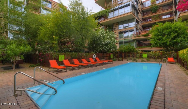 optima camelview pool 2