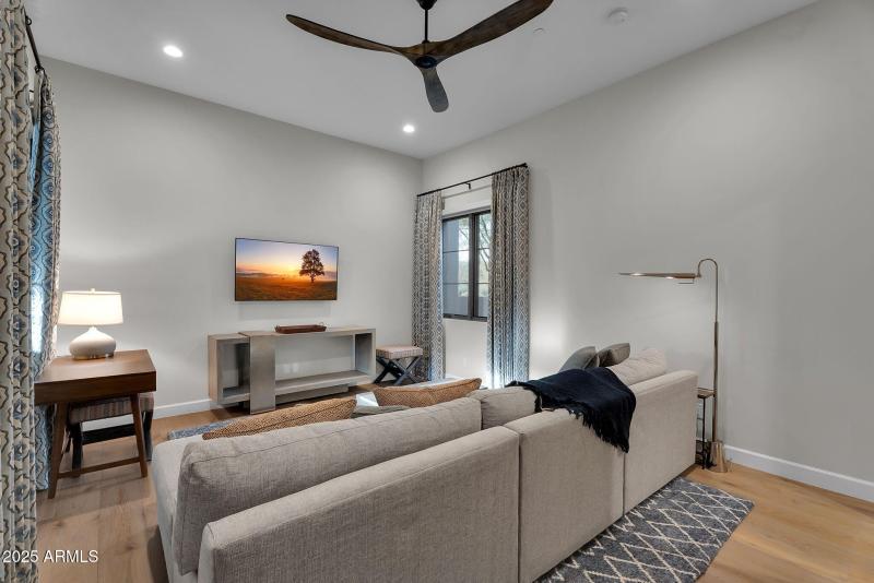 98-web-or-mls-Aniko-93