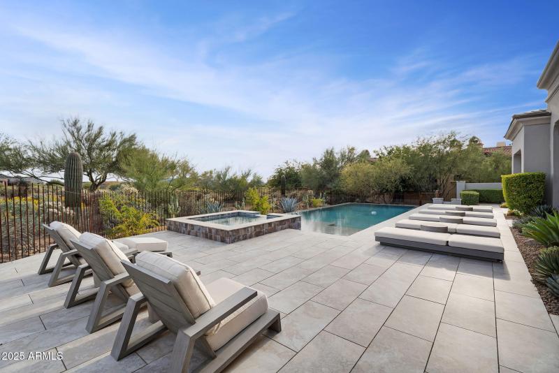 133-web-or-mls-Aniko-122