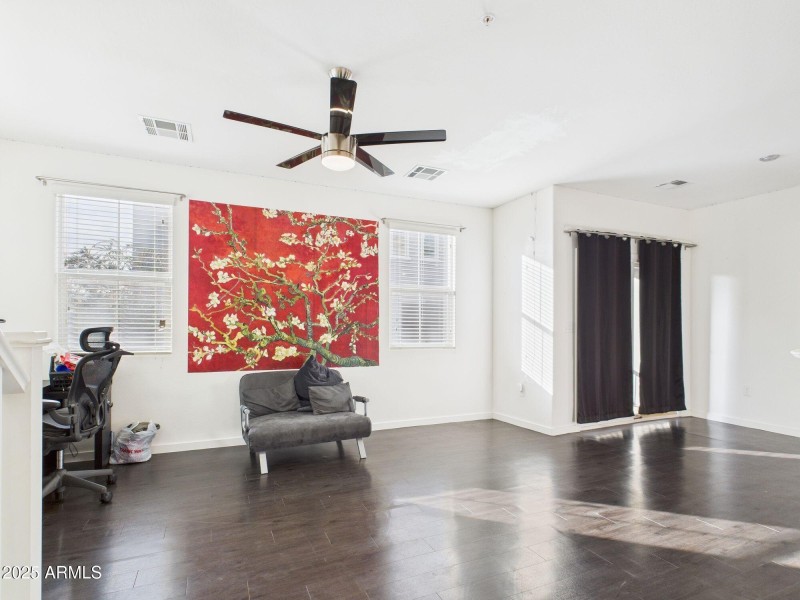 8-web-or-mls-CAM03379G0-PR0169-STILL008