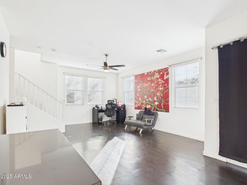 9-web-or-mls-CAM03379G0-PR0169-STILL009