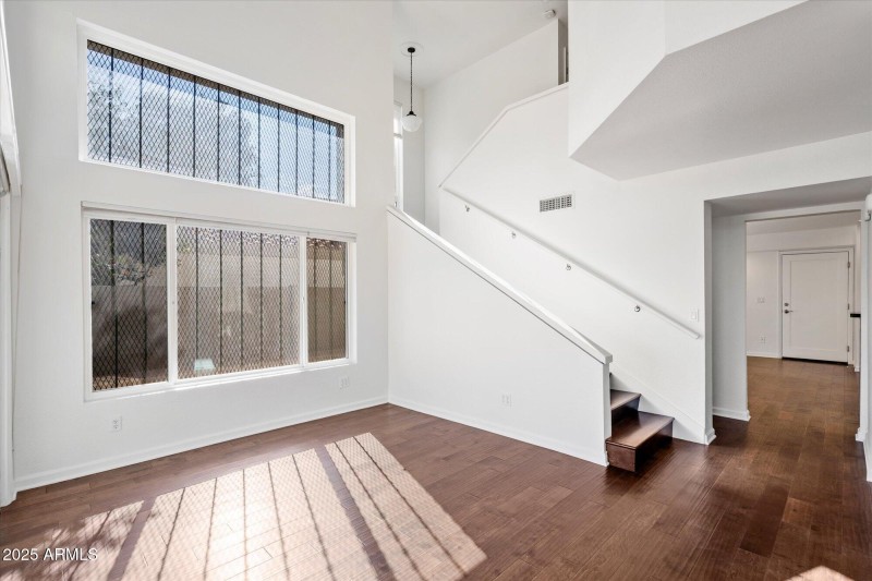 4028-East-Sunnyside-Drive-Phoenix-AZ-850