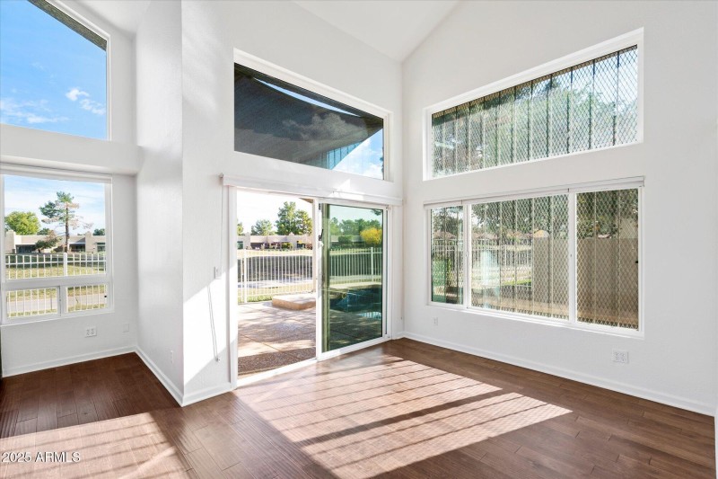 4028-East-Sunnyside-Drive-Phoenix-AZ-850