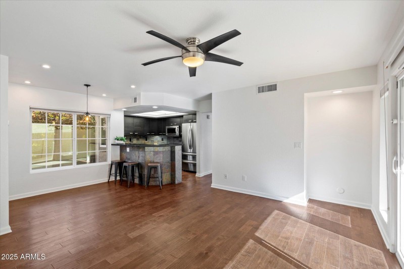 4028-East-Sunnyside-Drive-Phoenix-AZ-850