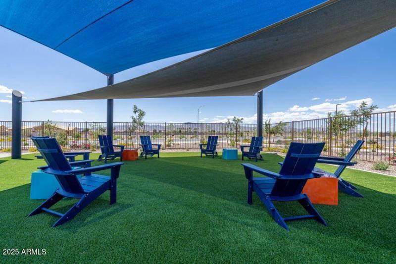 Allen Ranches Seating Area at Pool_2 (4)