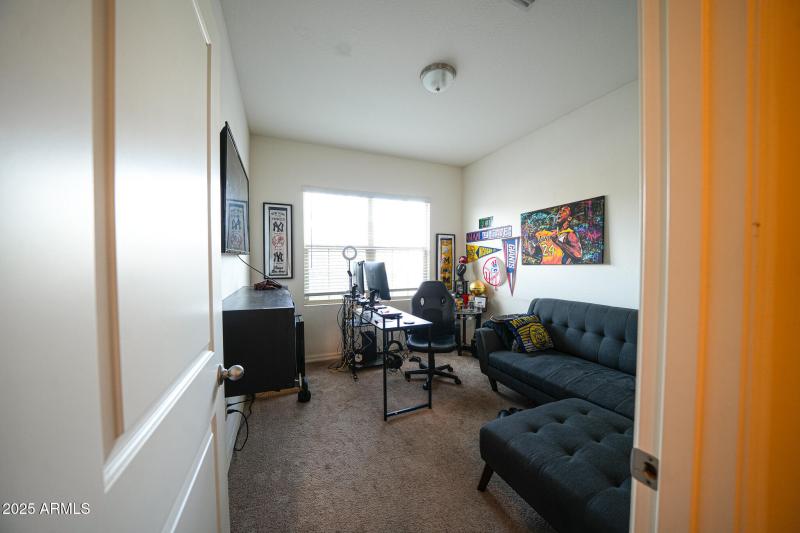 bedroom 1 with jack n jill bathroom