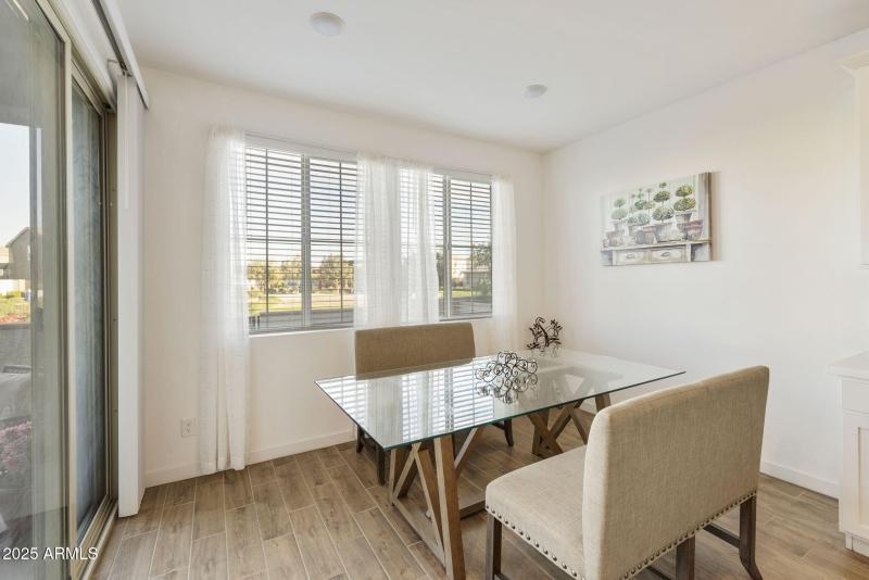 46-web-or-mls-dlb_9995-dlb_9999