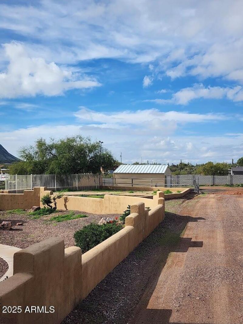 Side yard and second garage photo