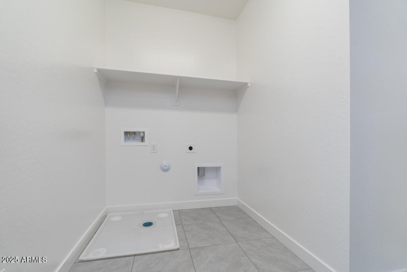 Tri Pointe Terraza 17 - Laundry-1MLS