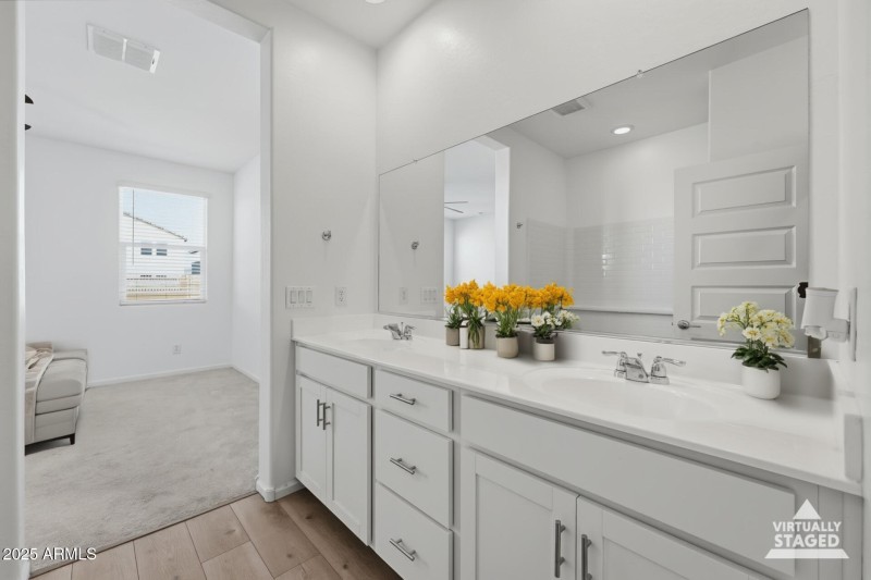 018a-primary-bathroom