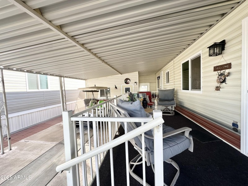 DECK/CARPORT