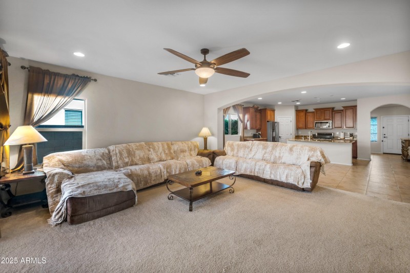 15-2494-N-Petersburg-Drive-15