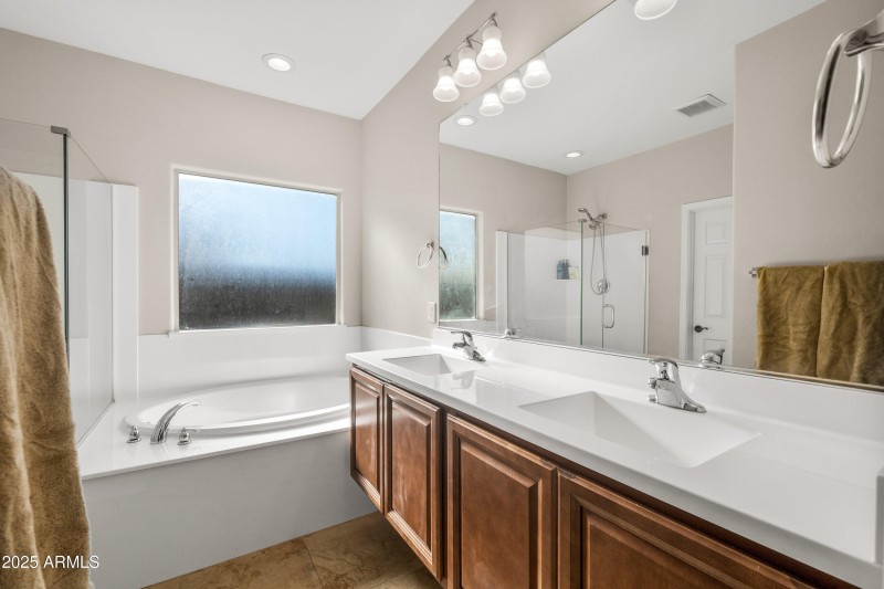 19-2494-N-Petersburg-Drive-19