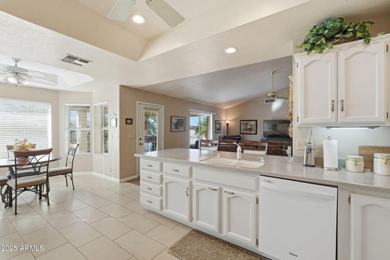 Open Kitchen w/ eat in dining area
