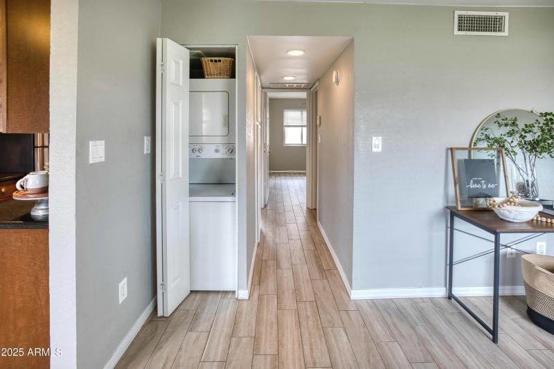 10 R5GW5378_HDR 2_03