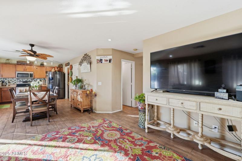 Kitchen-Family Room Area