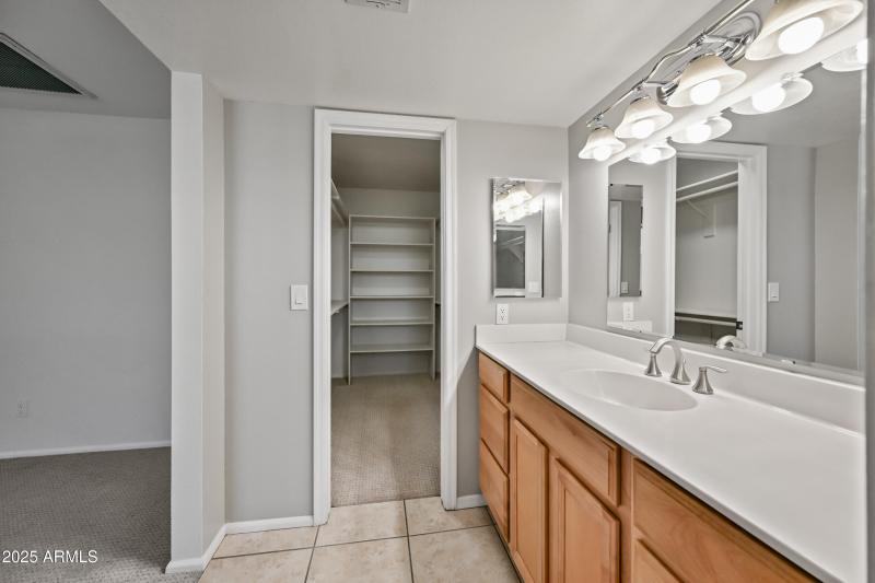 MASTER BATH TWO 5924