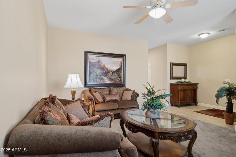 11-web-or-mls-1311-e-barrett-dr