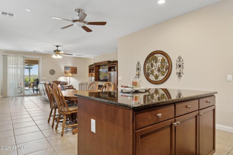 18-web-or-mls-1311-e-barrett-dr