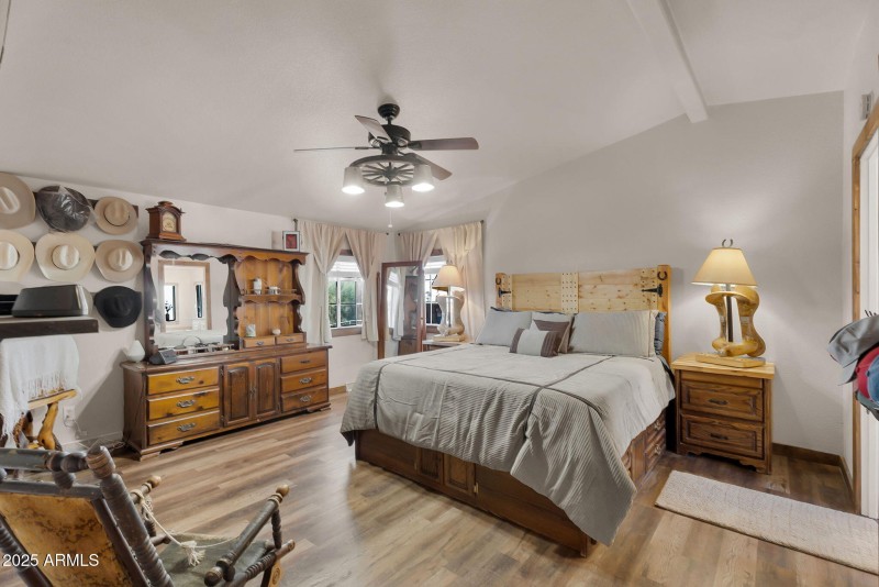 20-web-or-mls-Sentinel Rock -20