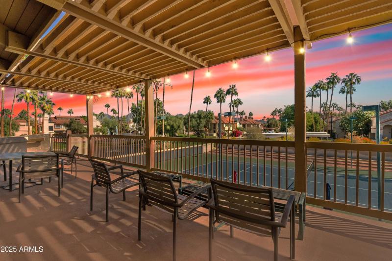 Via Linda Daytime-12