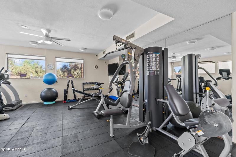 Via Linda Daytime-17