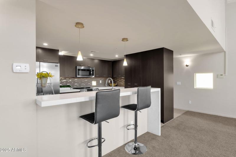 11-web-or-mls-1111-w-university-dr-3011