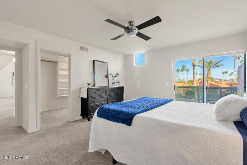 26-web-or-mls-1111-w-university-dr-3011