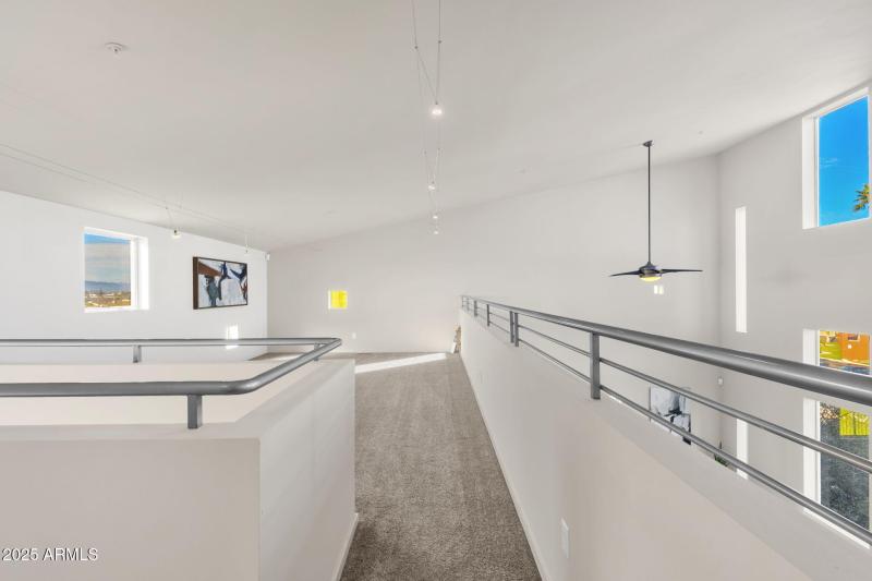 37-web-or-mls-1111-w-university-dr-3011