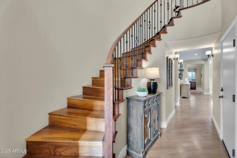 6-web-or-mls-Yellowstone-4