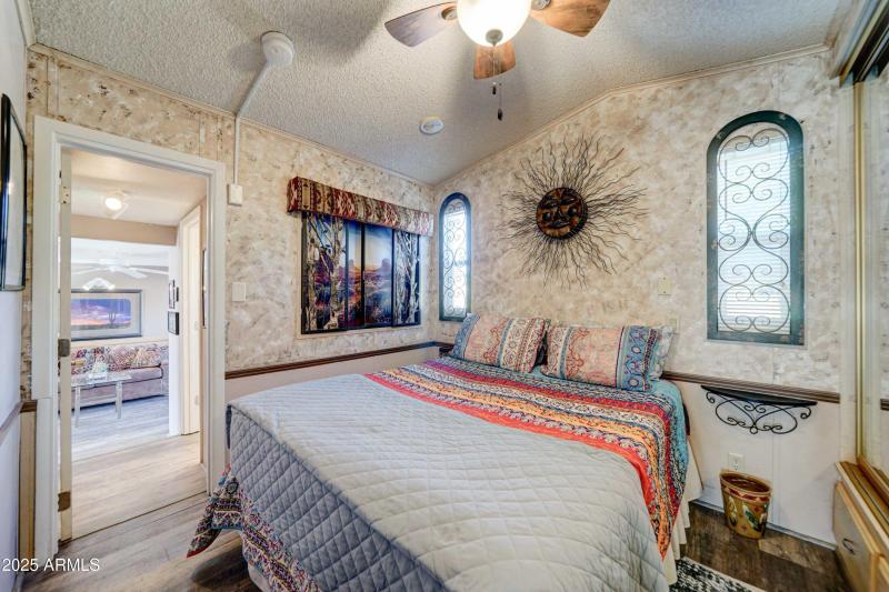 Bright_well done bedroom