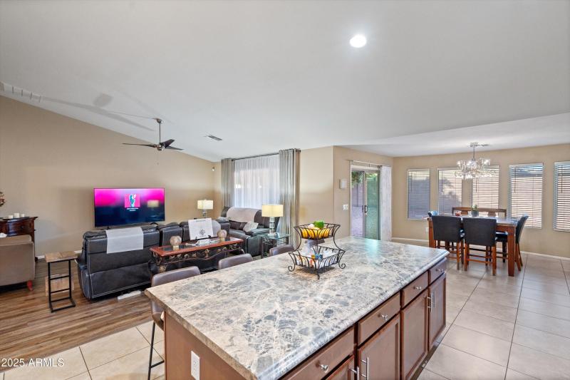 14-Kitchen & Family Room