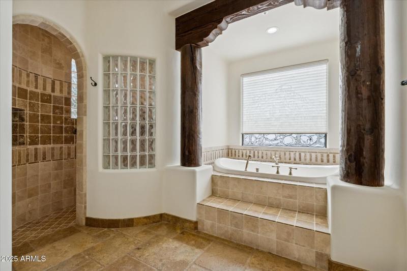 Master Tub & Shower Entrance