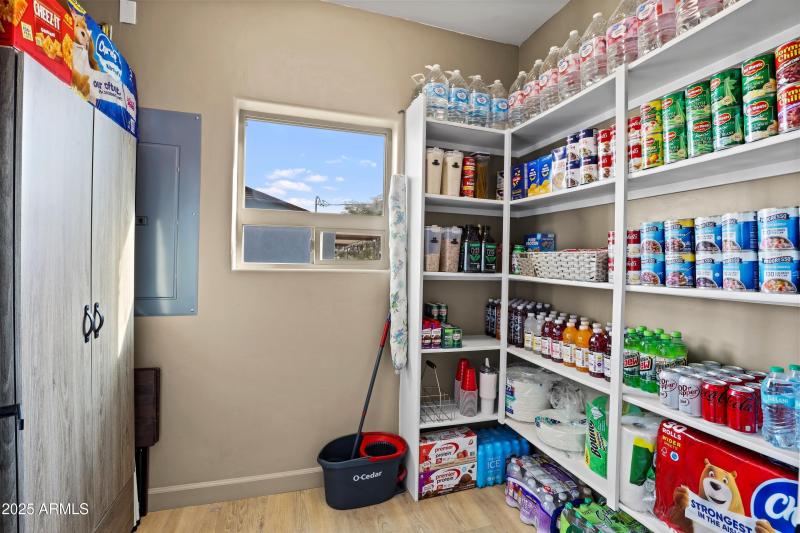 Walk In Pantry Off Kitchen