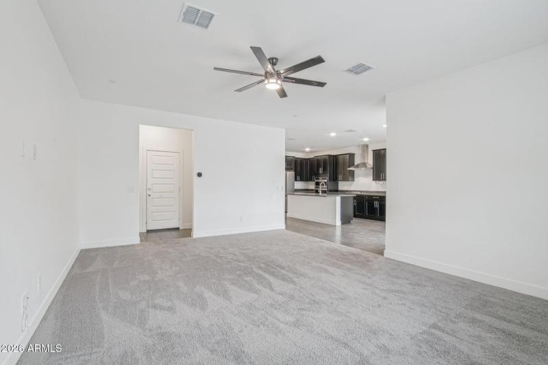 8-web-or-mls-N 212th Ave-S0201-008