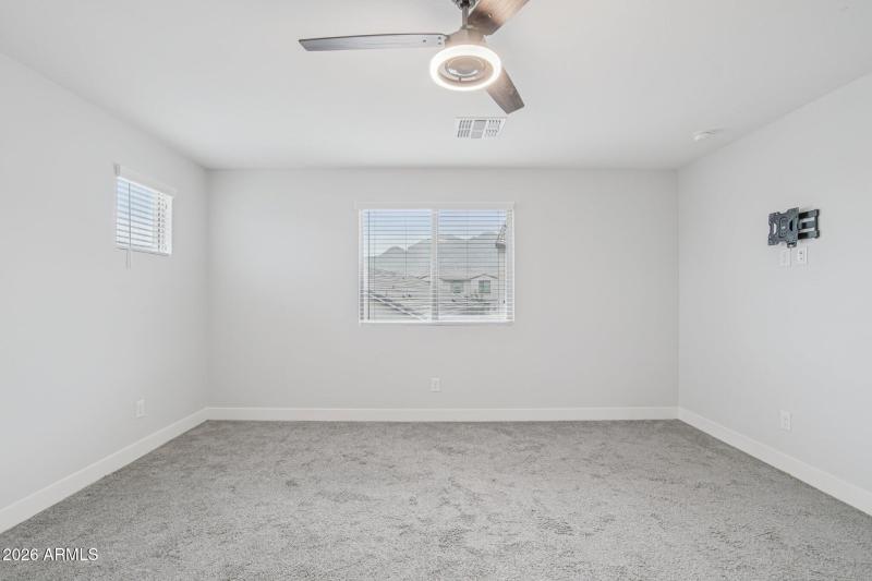 22-web-or-mls-N 212th Ave-S0201-022