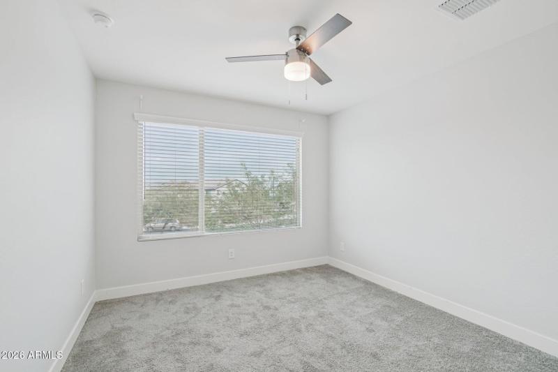 29-web-or-mls-N 212th Ave-S0201-029