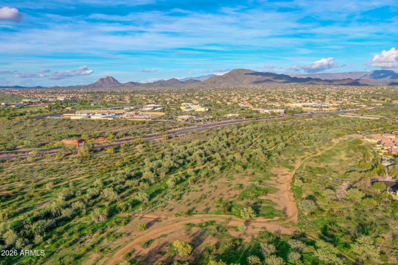 Drone-05-Surrounding views (1)