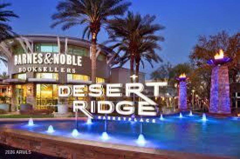 Desert Ridge- 15 minute drive from jaunt