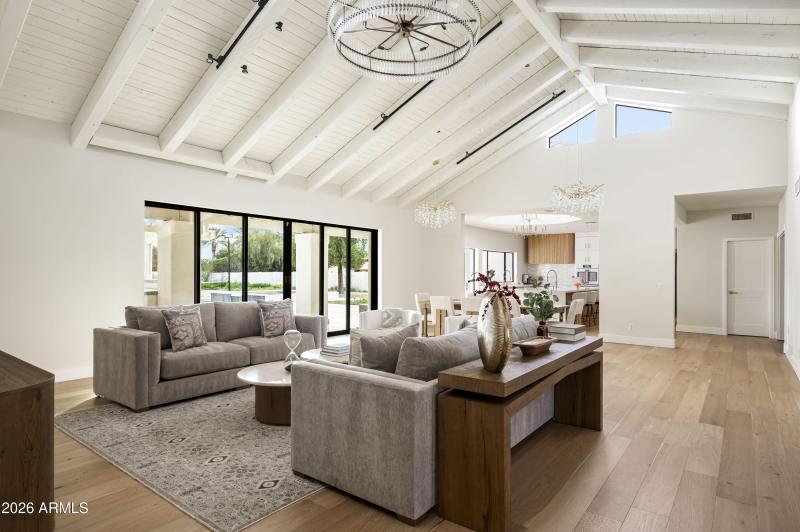 10111 E Cholla St, Scottsdale-10