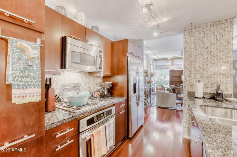 4808 N 24th Street 325 - MLS Sized - 010