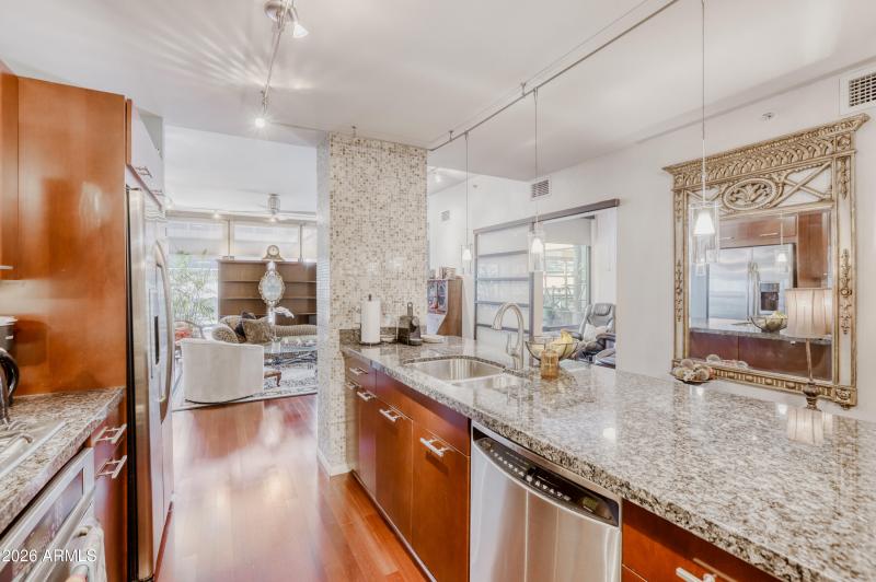 4808 N 24th Street 325 - MLS Sized - 011