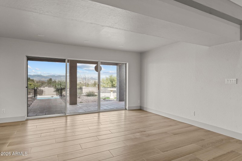 14-web-or-mls-DSC08454