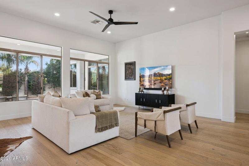 7-web-or-mls-11479-n-87th-pl