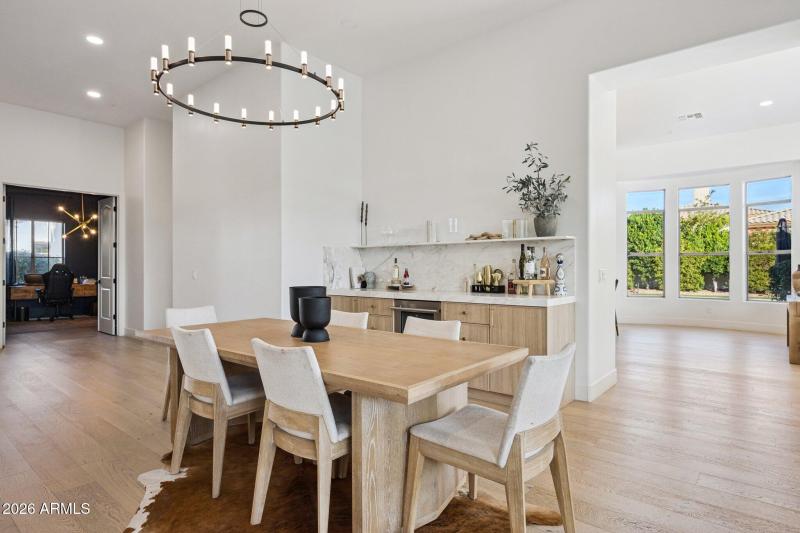 11-web-or-mls-11479-n-87th-pl