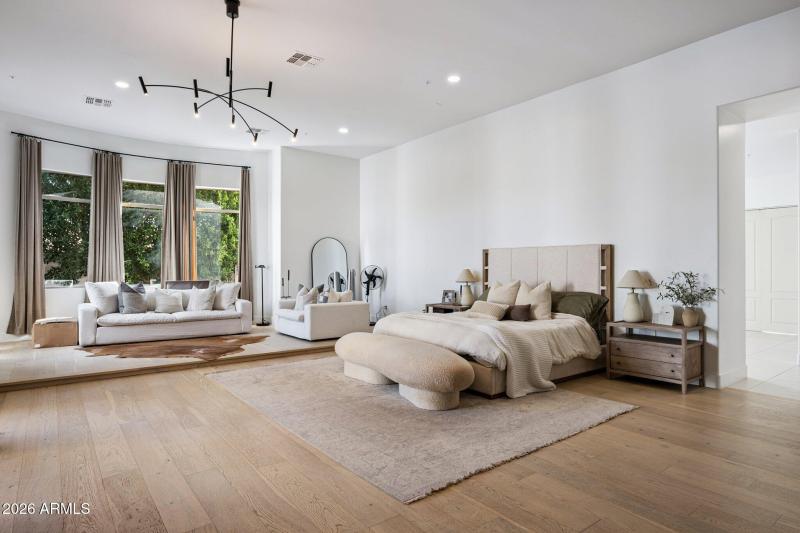 27-web-or-mls-11479-n-87th-pl