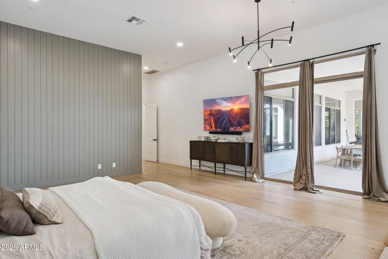 29-web-or-mls-11479-n-87th-pl