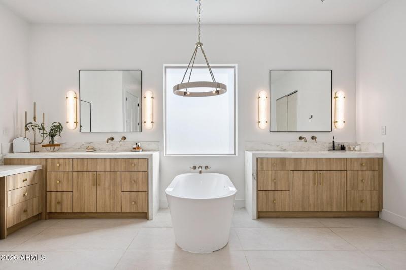 34-web-or-mls-11479-n-87th-pl