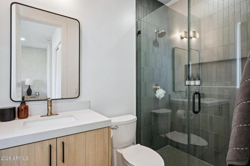 45-web-or-mls-11479-n-87th-pl