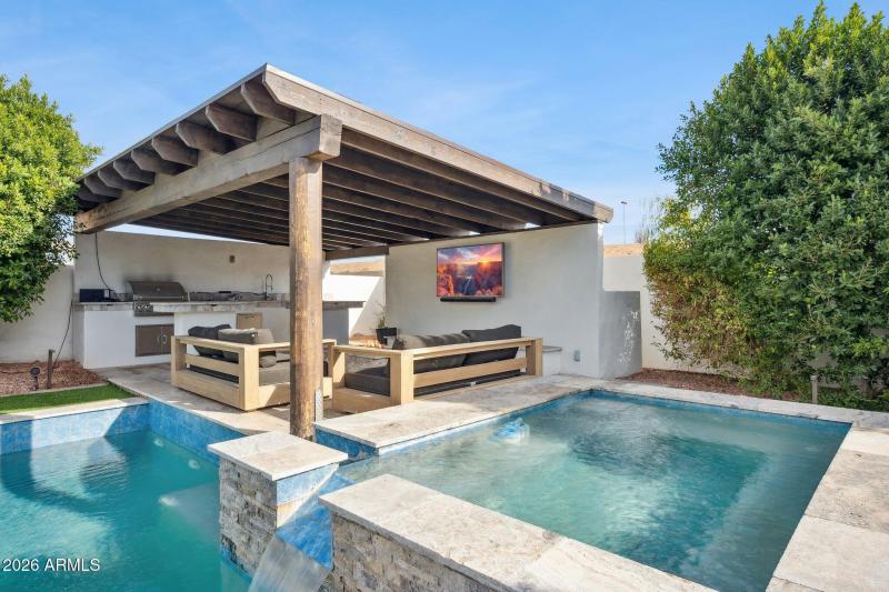 57-web-or-mls-11479-n-87th-pl